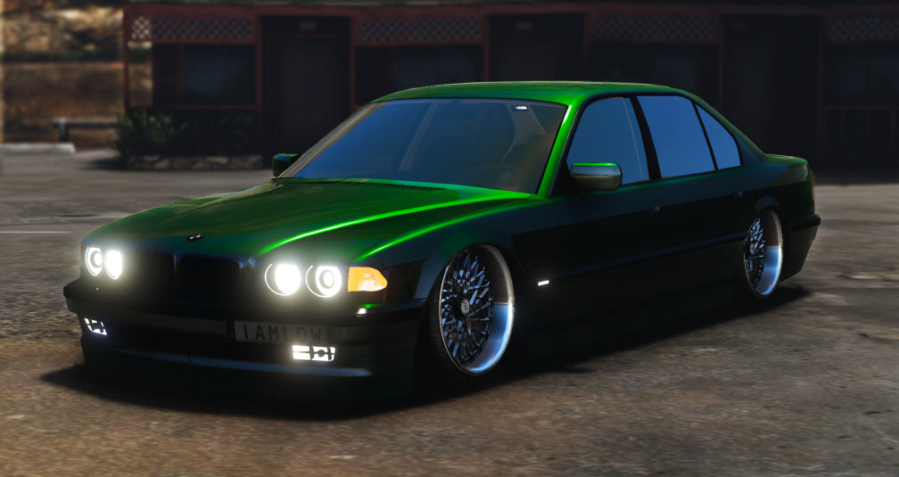 BMW E38 Lowlife